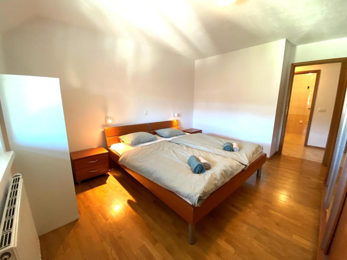 Apartment Above Lake ブレッド エクステリア 写真
